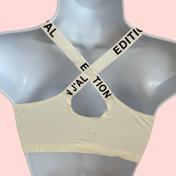 NWT SPORTS BRA - Picture 2 of 2